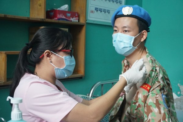 5759-vietnamese-military-medicals-received-covid-19-vaccine-before-leaving-for-south-sudan